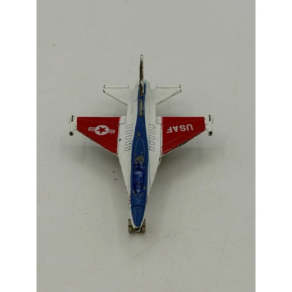 ZEE TOYS SUPER DYNA-FLITES US AIR FORCE F-16 FIGHTER JET DIE CAST METAL